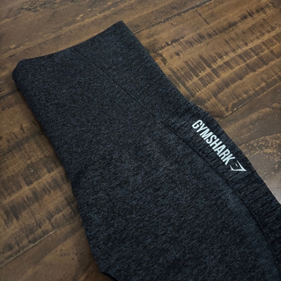 Gymshark DRY - Moisture Management High Rise Cropped Leggings Dark Gray Small - Picture 6 of 12